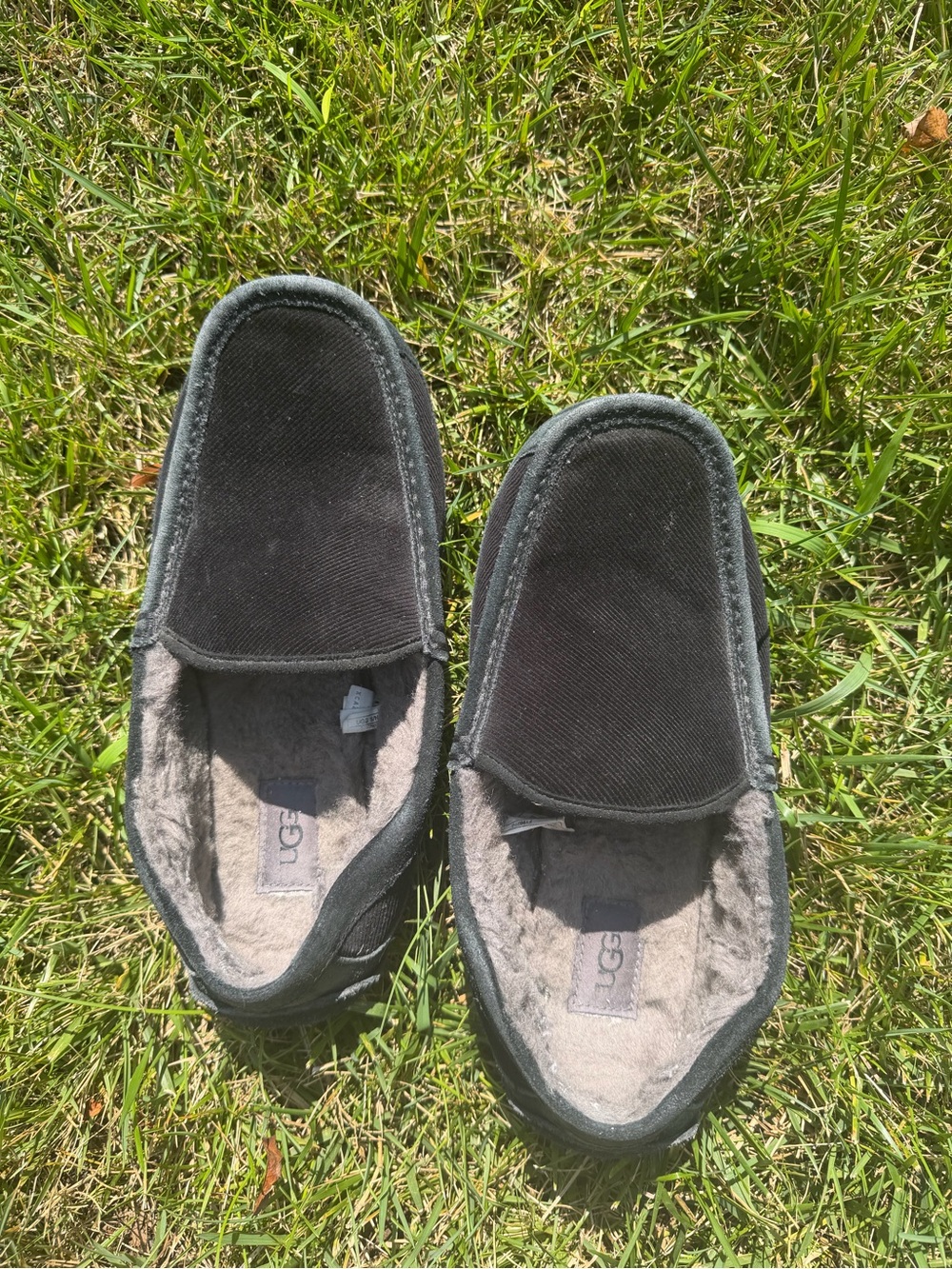 Men’s UGG Black ASCOT Loafers — Size 10 — USED